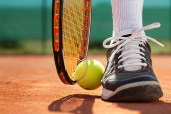 چگونه کفش تنیس مناسب خود را پیدا کنیم؟